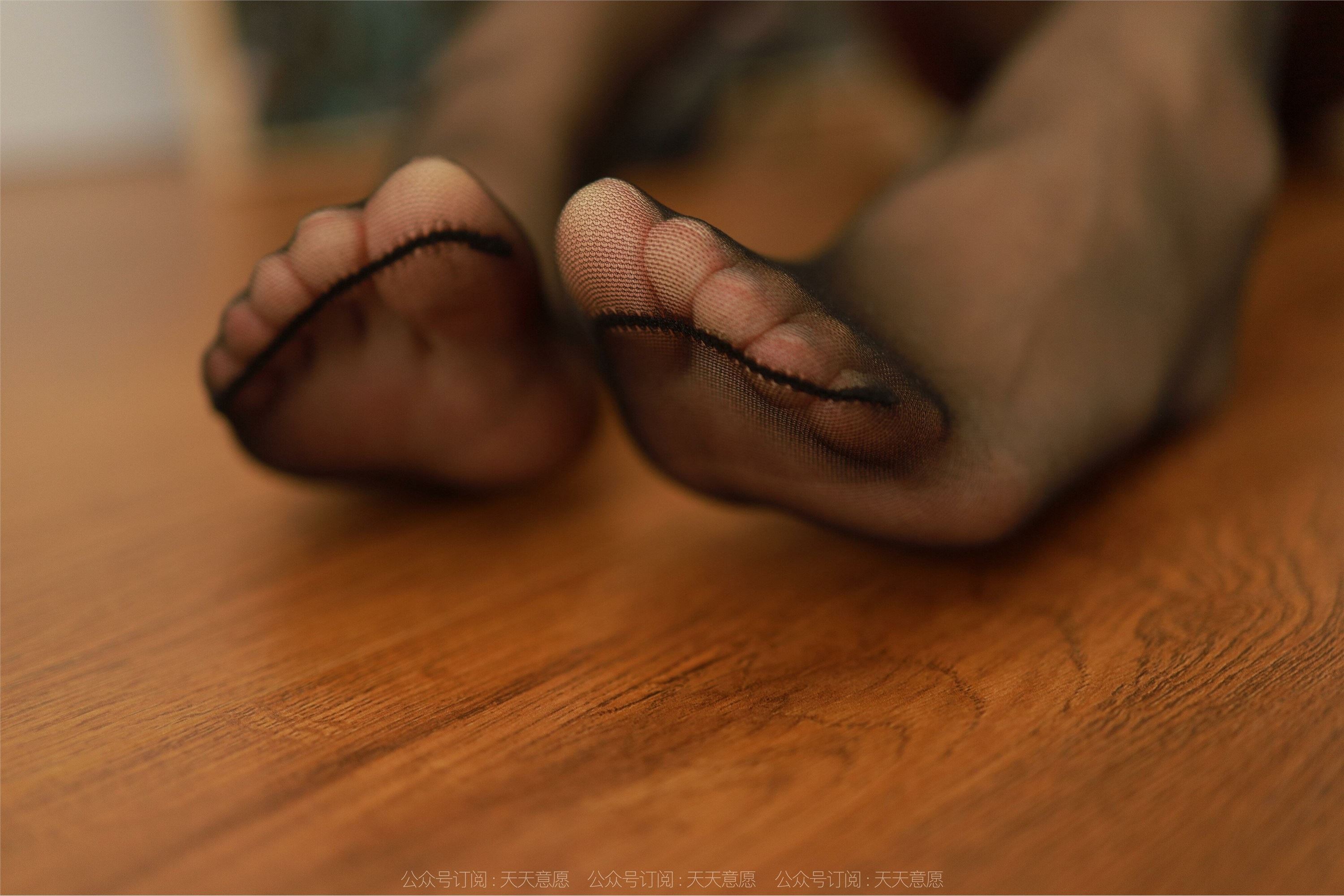 IESS异思趣向  2022.08.06 丝享家 1169：小宝《美女艺术家》